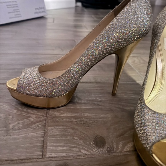 Enzo Angiolini “Easully” Silver Gold Glitter Sparkle Heels  Women's Size 8 - Picture 10 of 11